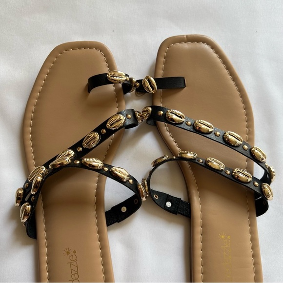 Shoedazzle | Golden Seashells Embellished Thong Sandals - Picture 5 of 9